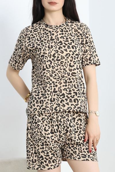 Alt Üst Aynı Viskon Şortlu Pijama Takımı Leopar - 50700.1961.